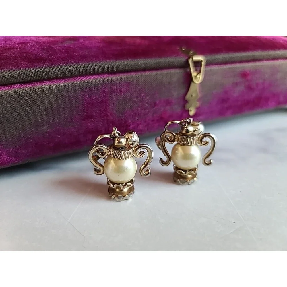 Vintage Faux Pearl Dangling Screwback Earrings